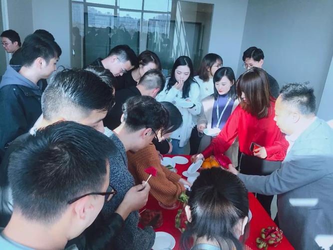 笑语声声,共庆乔迁大喜丨观唐上院孙总办公室正式乔迁